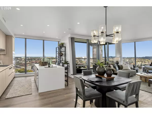 Portland, OR 97205,550 SW 10TH AVE #2206