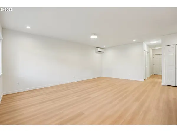 9998 SE Amherst ST, Clackamas, OR 97015