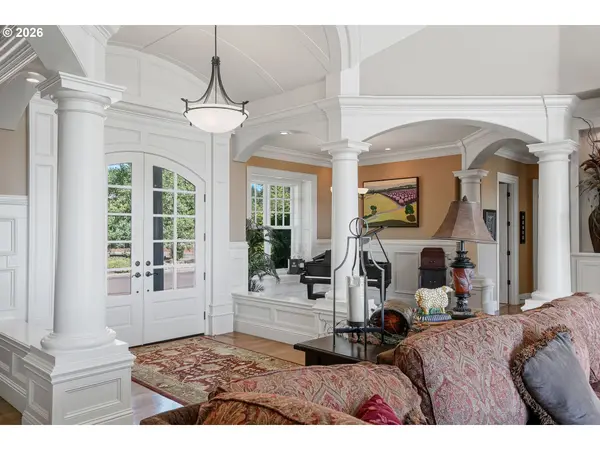 3545 EAGLECREST RD, Salem, OR 97304