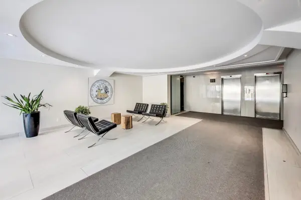 335 Lonsdale RD #212, Toronto C03, ON M5P 1R4