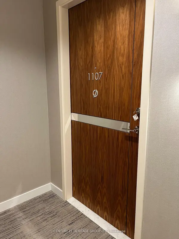 85 McMahon DR #1107, Toronto C15, ON M2K 0H1