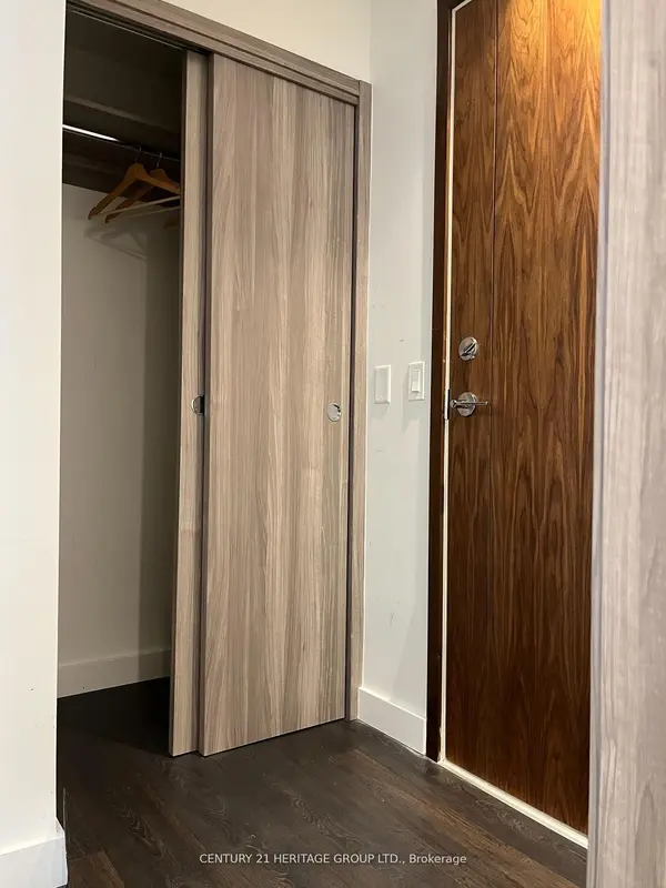 85 McMahon DR #1107, Toronto C15, ON M2K 0H1