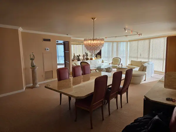 85 Skymark DR #2201, Toronto C15, ON M2H 3P2