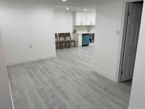 6 Murmouth RD #Bsmt, Toronto E05, ON M1T 2R1