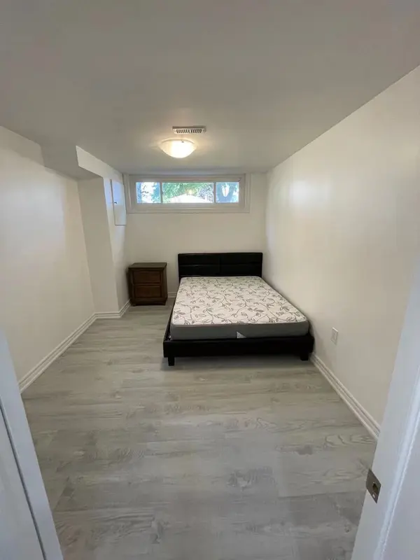 6 Murmouth RD #Bsmt, Toronto E05, ON M1T 2R1