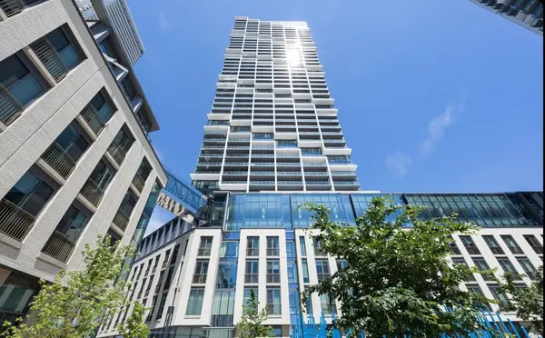 1000 Portage Pkwy #3008, Vaughan, ON L4K 0L1