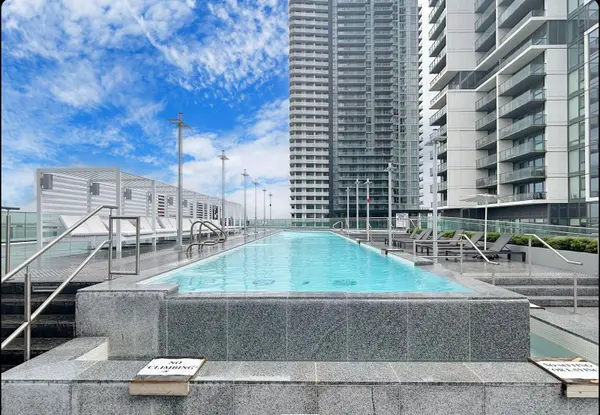 1000 Portage Pkwy #3008, Vaughan, ON L4K 0L1