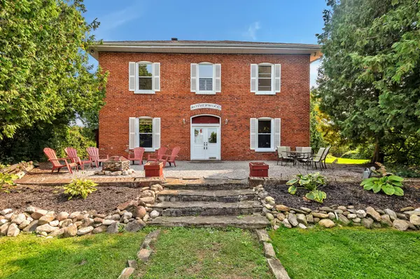 351 Hedge RD, Georgina, ON L0E 1R0