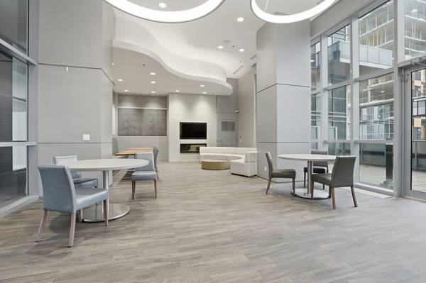 2087 Fairview ST #1310, Burlington, ON L7R 0E5