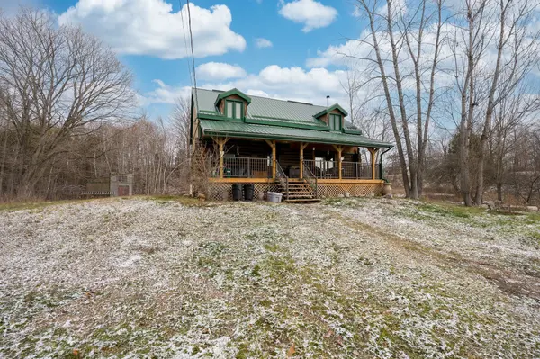 20 Thompson RD, Centre Hastings, ON K0K 2K0