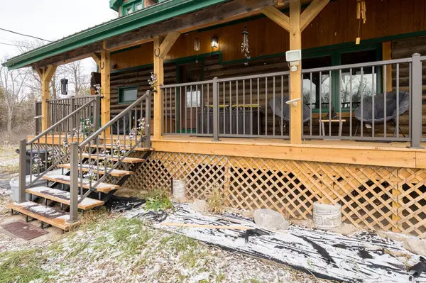 20 Thompson RD, Centre Hastings, ON K0K 2K0