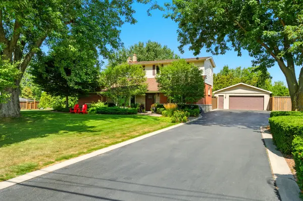 7298 Twenty RD E,  Hamilton,  ON L0R 1P0