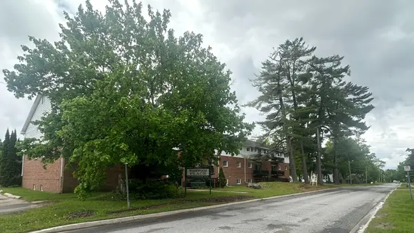 105 Winewood AVE W, Gravenhurst, ON P1P 1R9