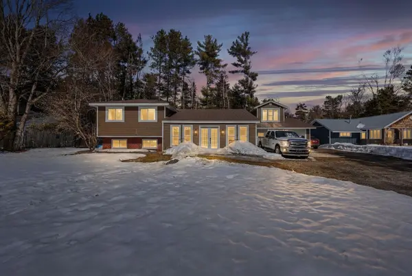 363 Santas Village RD, Bracebridge, ON P1L 1W8