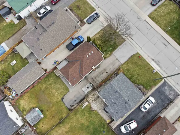 421 Talbot ST, Hamilton, ON L8H 6T6