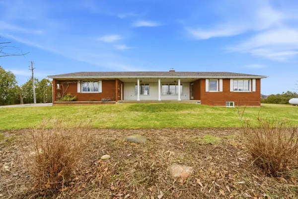 1137 Ridge RD, Hamilton, ON L8J 2X5