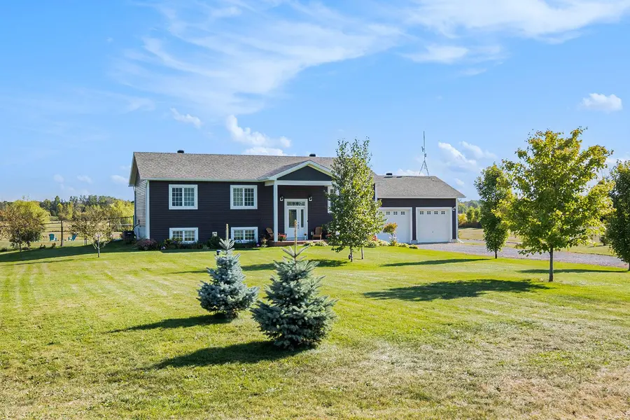 1503 Hyndman RD, Edwardsburgh/cardinal, ON K0E 1X0