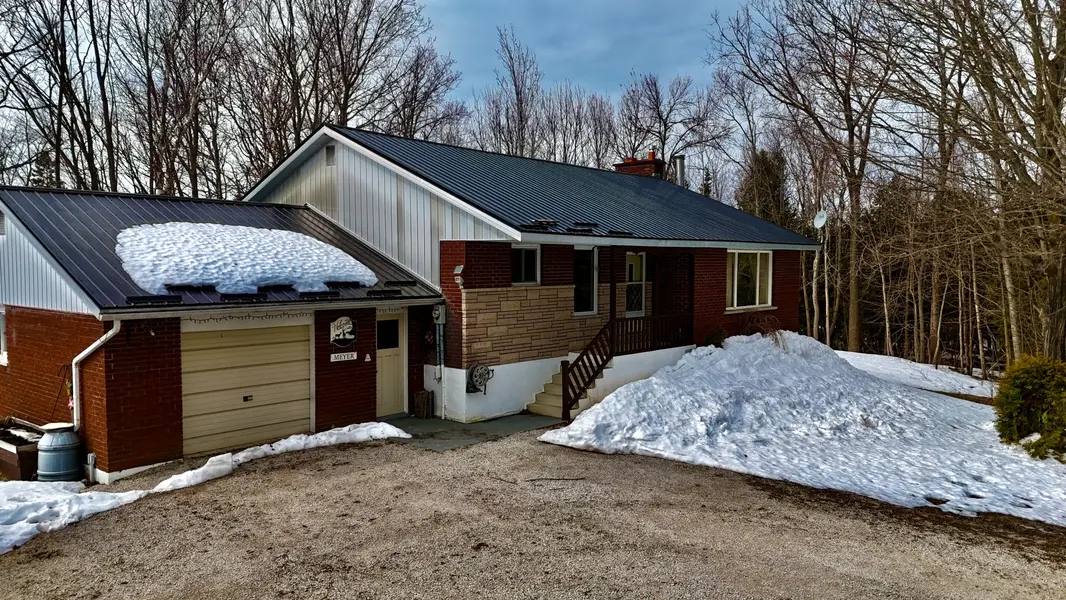 3527 6 HWY, Northern Bruce Peninsula, ON N0H 1W0
