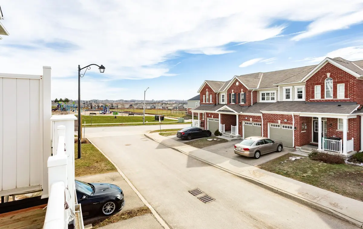 301 Equestrian WAY, Cambridge, ON N3E 0C7