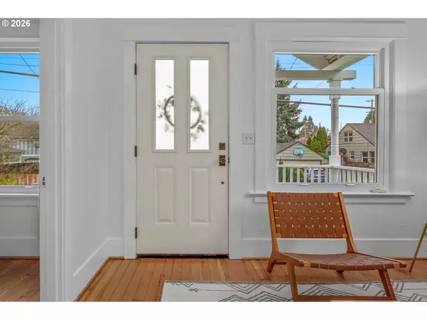 Portland, OR 97213,5525 NE EVERETT ST