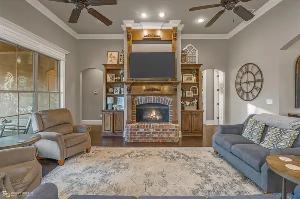 2104 Hollow Wood Way, Haughton, LA 71037