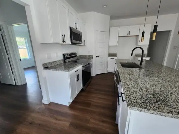 562 Jonelle Street, Dallas, TX 75217