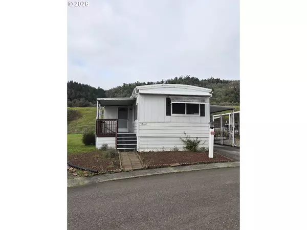 Roseburg, OR 97470,512 SHADOW RANCH LN
