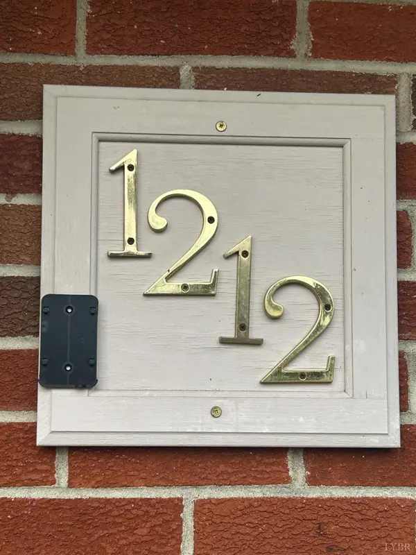 1212 Dandridge DR, Lynchburg, VA 24501