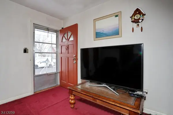 29 Elberon Ave, Paterson City, NJ 07502