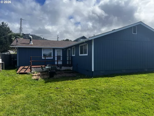 Gold Beach, OR 97444,29760 SHORE PINE LN