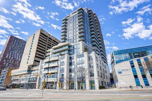 736 Spadina AVE #301, Toronto C01, ON M5S 2J6