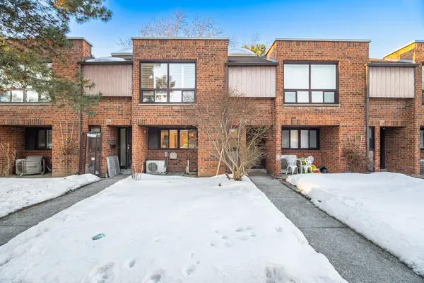 Toronto C07, ON M2R 3N3,298 Torresdale AVE #4