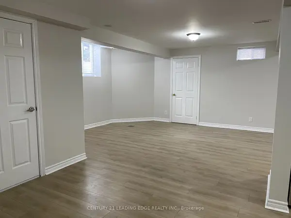 1142 Snowberry CT, Oshawa, ON L1K 2J3