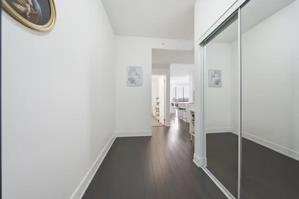 2900 Highway No. 7 N/A #704, Vaughan, ON L4K 0G3