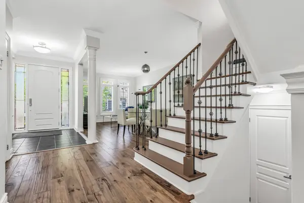 273 Duskywing WAY, Oakville, ON L6L 6X5