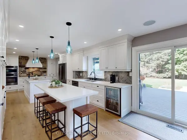 2585 Kenna CT, Mississauga, ON L5K 2K4