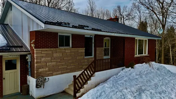 3527 6 HWY, Northern Bruce Peninsula, ON N0H 1W0