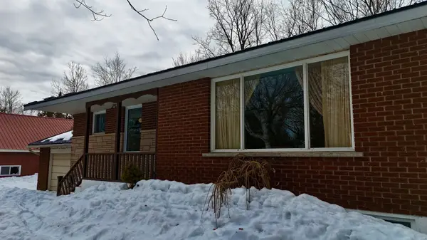 3527 6 HWY, Northern Bruce Peninsula, ON N0H 1W0