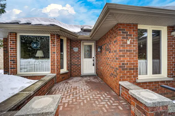 26 Island Bay DR, Kawartha Lakes, ON K0M 1A0