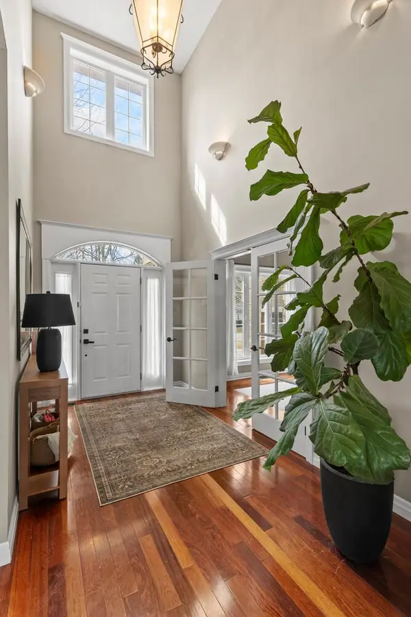 2610 Emerson ST, Strathroy-caradoc, ON N0L 1W0