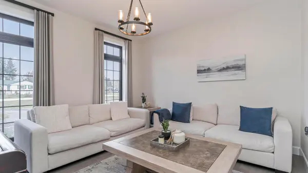 15257 Twelve Mile RD, Middlesex Centre, ON N0M 2A0