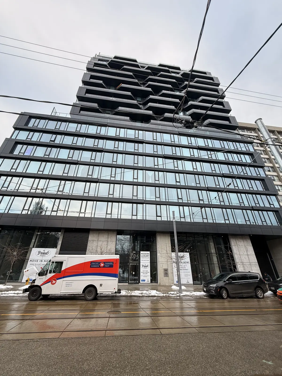 195 McCaul ST #901, Toronto C01, ON M5T 1W6