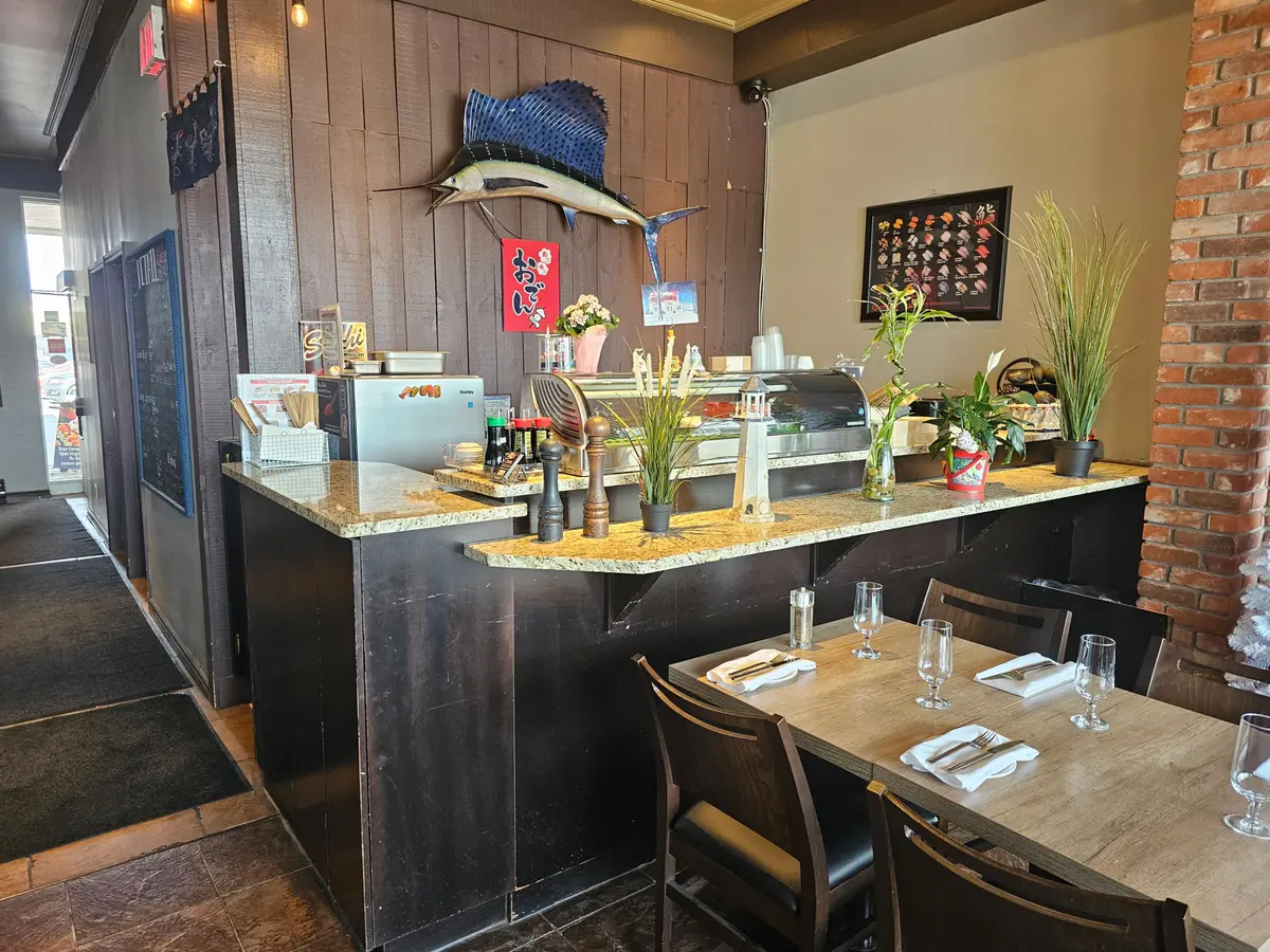 1831 Robertson RD, Bells Corners And South To Fallowfield, ON K2H 8X3