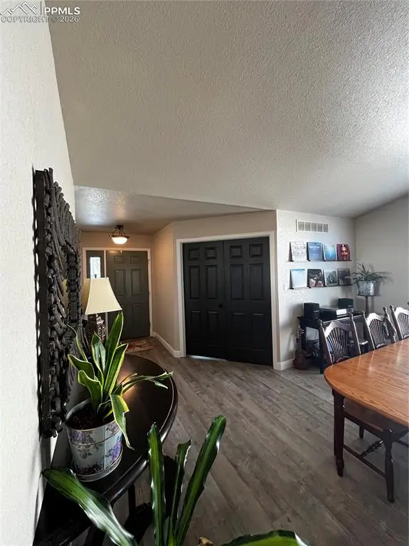 4315 Outlook BLVD #B, Pueblo, CO 81008