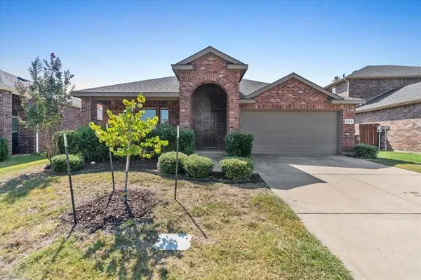 1729 Park Trails Boulevard, Princeton, TX 75407