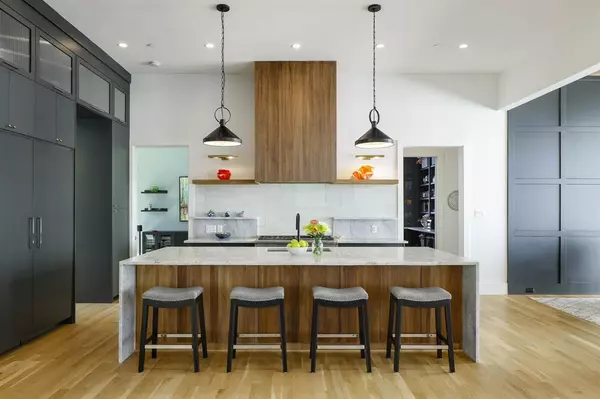 Dallas, TX 75230,7149 Northaven Road