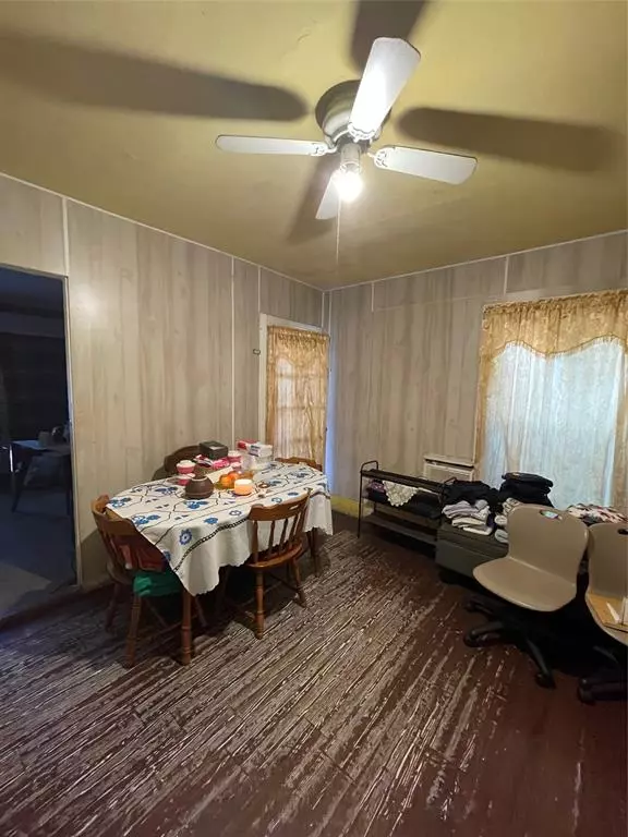 607 Neches Street, Dallas, TX 75208