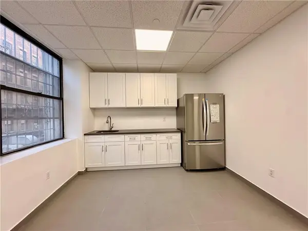 128 Mott ST #302, New York, NY 10013