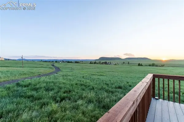 11100 Haskel Creek RD, Larkspur, CO 80118