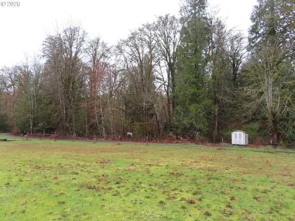 235 ANCHOR RD, Castle Rock, WA 98611